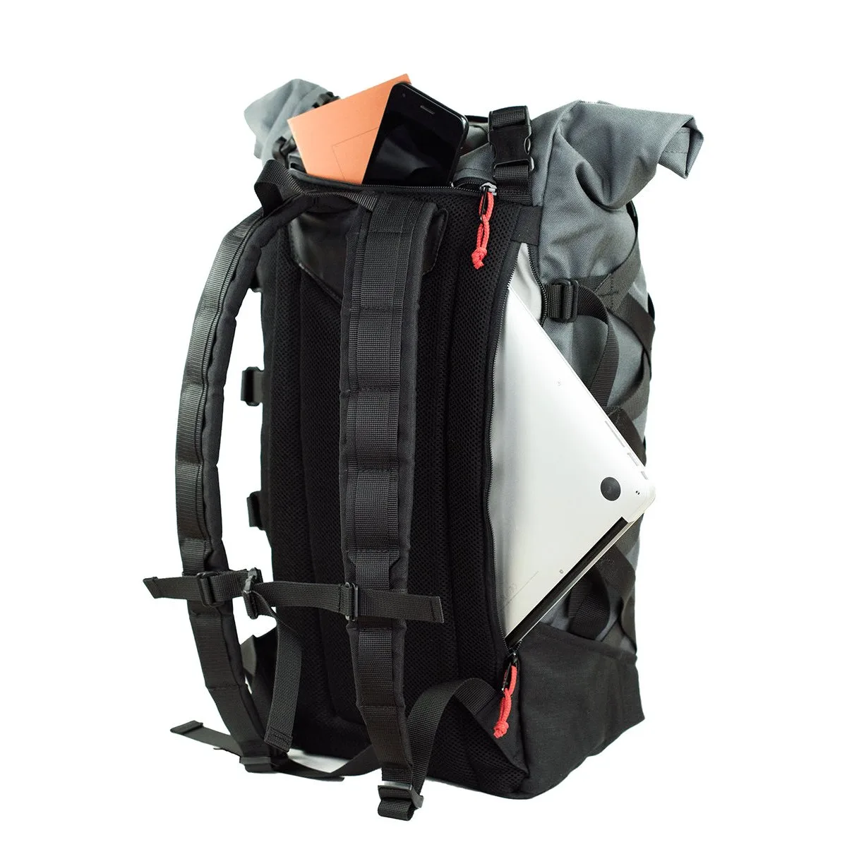BRAASI Wicker 30Lのサイズ図解・49cmから74cmまでロールトップで可変